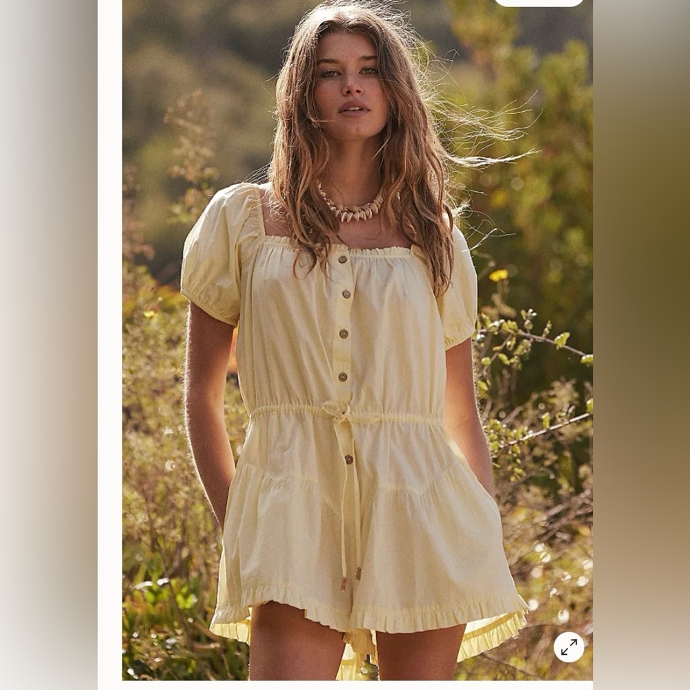 Free People A Sight for Sore Eyes Romper - Yellow. Size Medium. NWOT